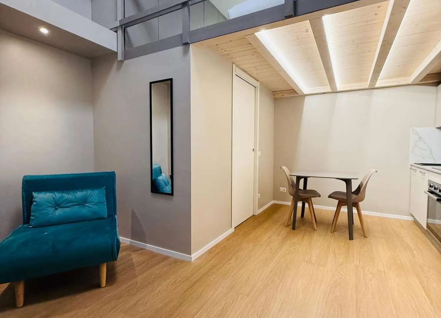 Comecasa Incantevole Loft Near Bocconi Mediolan Apartament